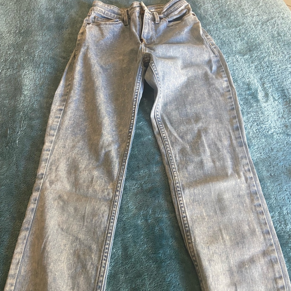 Guess Women's Light Gray Straight Leg Jeans